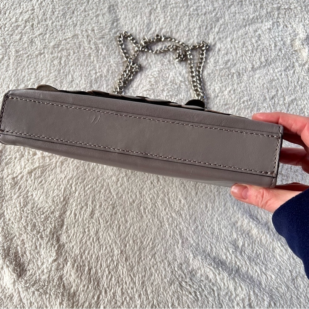 PATRICIA NASH GALINA GIADA 3D FLORAL CROSSBODY SILVER CHAIN STONE GRAY NWOT - Picture 4 of 10